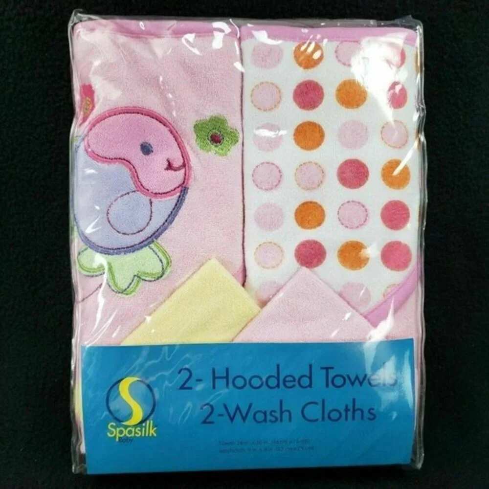 Spasilk Pink 2 Hooded Towels and 2 Washcloths Set Fish Polka Dots New